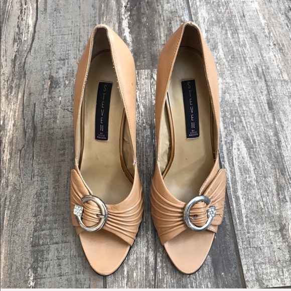 Vintage STEVEN by Steve Madden embellished open toe leather heels size 8.5 - Picture 2 of 10